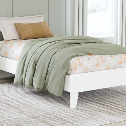 Hallityn - Platform Bed Signature Design by Ashley® 