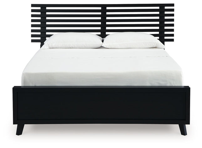 Danziar - Slat Panel Bed Signature Design by Ashley® 