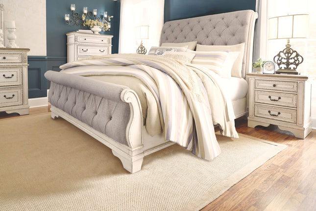 Realyn - Upholstered Sleigh Bed Signature Design by Ashley® 