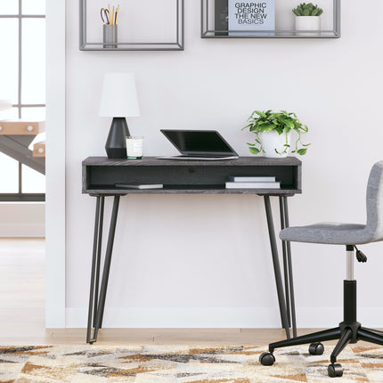 Strumford - Home Office Desk Signature Design by Ashley® 