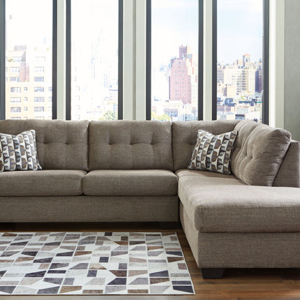 Mahoney - Sectional Signature Design by Ashley® 