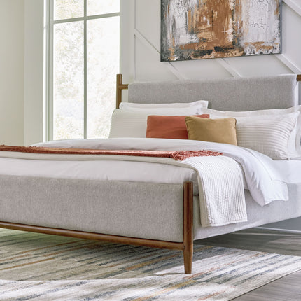 Lyncott - Upholstered Bed Signature Design by Ashley® 