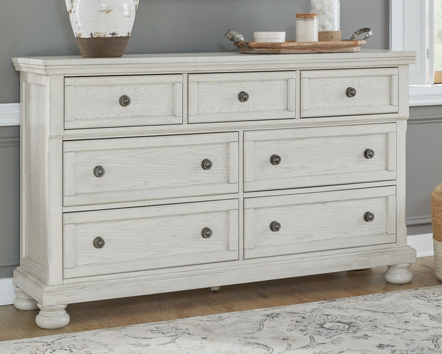 Robbinsdale - Panel Storage Bedroom Set Signature Design by Ashley® 