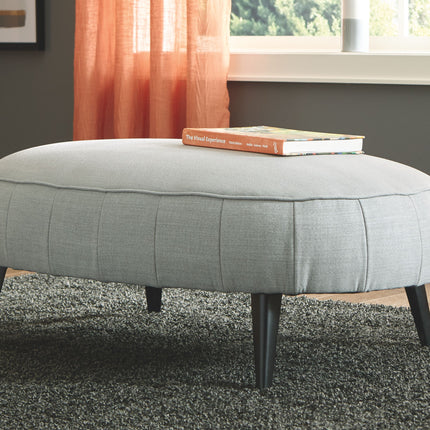 Hollyann - Accent Ottoman Ashley Furniture 