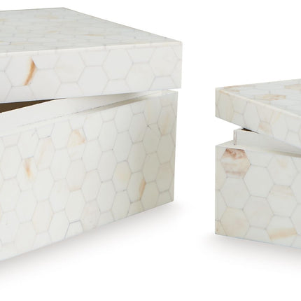 Aldenburg - Cream - Box Set (Set of 2) Signature Design by Ashley® 