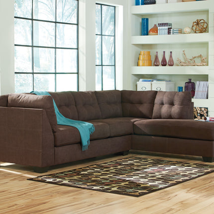 Maier - Sectional Benchcraft® 