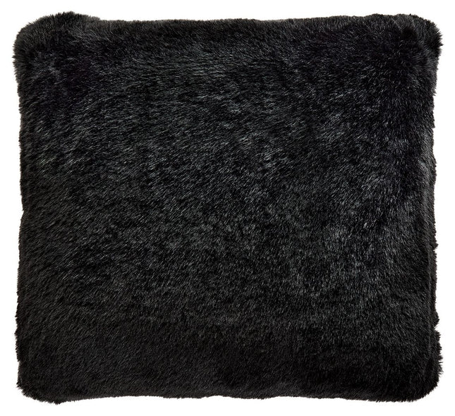 Gariland - Faux Fur Pillow Ashley Furniture 