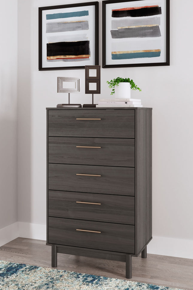 Brymont - Drawer Chest Signature Design by Ashley® 