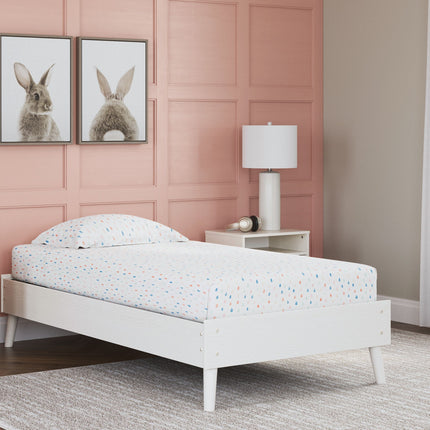 Aprilyn - Platform Bed Signature Design by Ashley® 