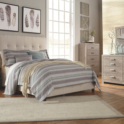 Culverbach - Gray - 5 Pc. - Dresser, Mirror, Queen Upholstered Bed, 2 Nightstands Signature Design by Ashley® 