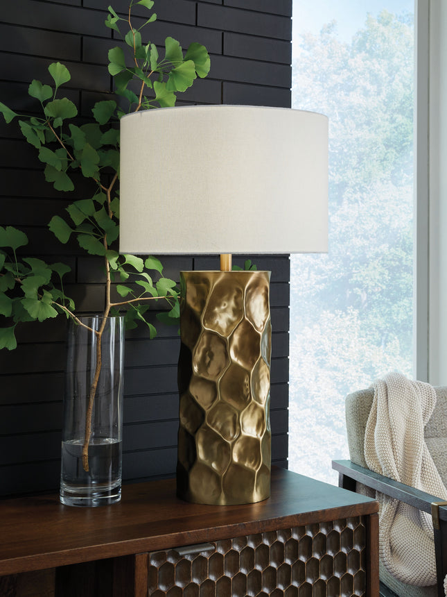 Marshawn - Gold Finish - Metal Table Lamp Signature Design by Ashley® 