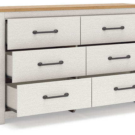 Linnocreek - Panel Bedroom Set Benchcraft® 