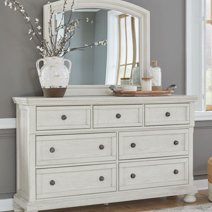 Robbinsdale - Antique White - Dresser, Mirror Ashley® 