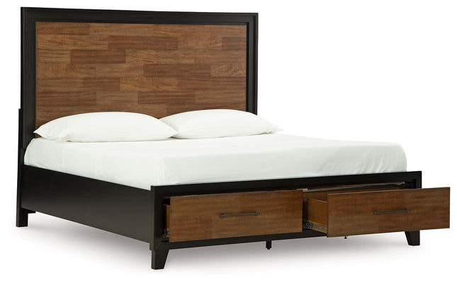 Kraeburn - Panel Storage Bed Benchcraft® 