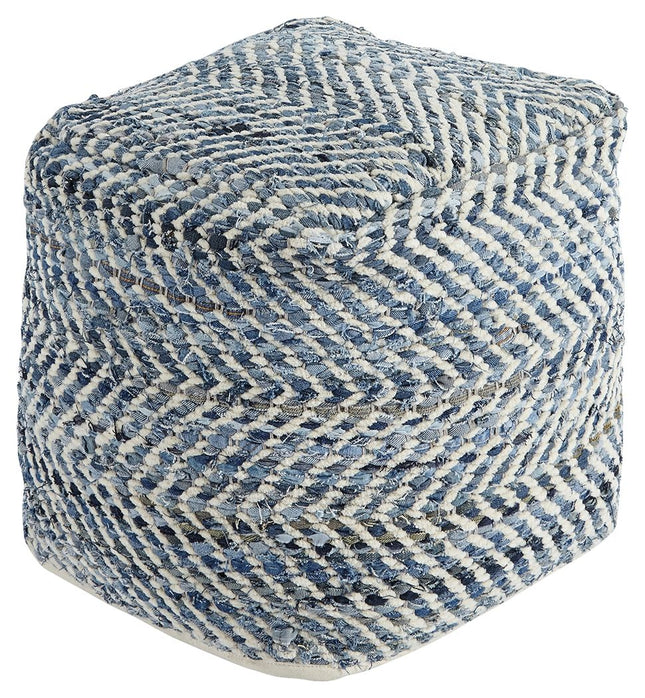 Chevron - Blue - Pouf Ashley Furniture 