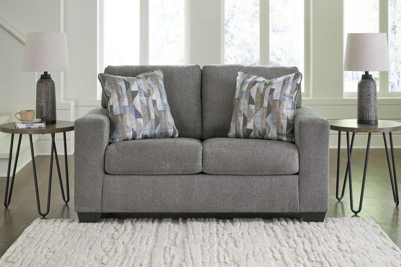 Deltona - Loveseat Signature Design by Ashley® 