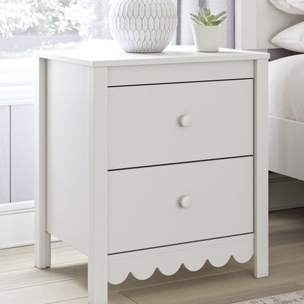 Hallityn - White - Two Drawer Night Stand Signature Design by Ashley® 