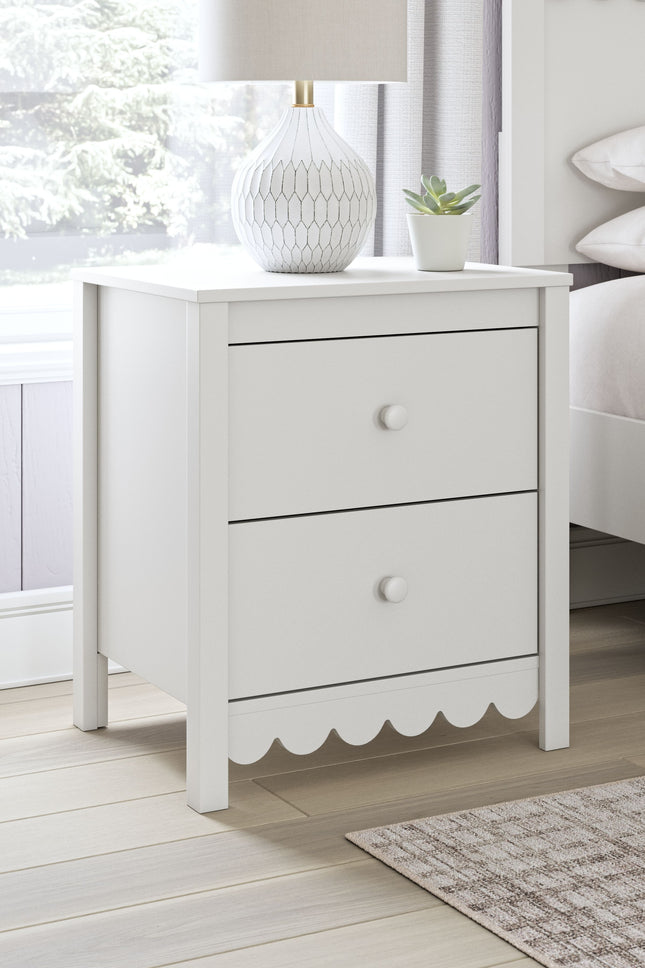 Hallityn - White - Two Drawer Night Stand Signature Design by Ashley® 