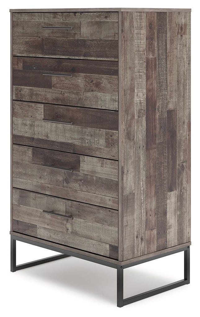 Neilsville - Black / Gray - Five Drawer Chest Signature Design by Ashley® 