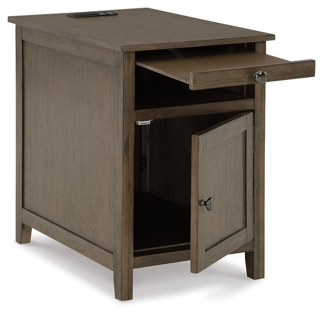 Treytown - Grayish Brown - Chair Side End Table Signature Design by Ashley® 