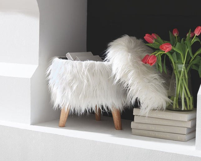 Elson - White - Storage Ottoman Ashley Furniture 