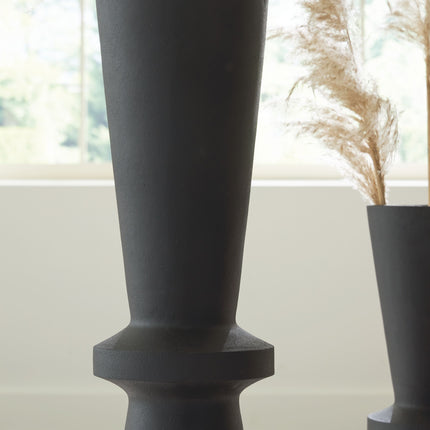 Collisten - Vase - Tony's Home Furnishings