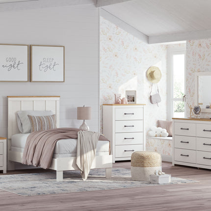 Linnocreek - Panel Bedroom Set Benchcraft® 