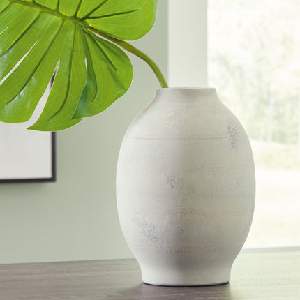 Clayson - Vase - Tony's Home Furnishings