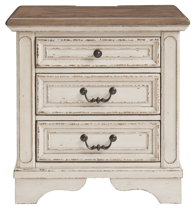 Realyn - White / Brown / Beige - Three Drawer Night Stand Ashley Furniture 