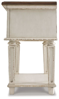 Realyn - Night Stand Ashley Furniture 