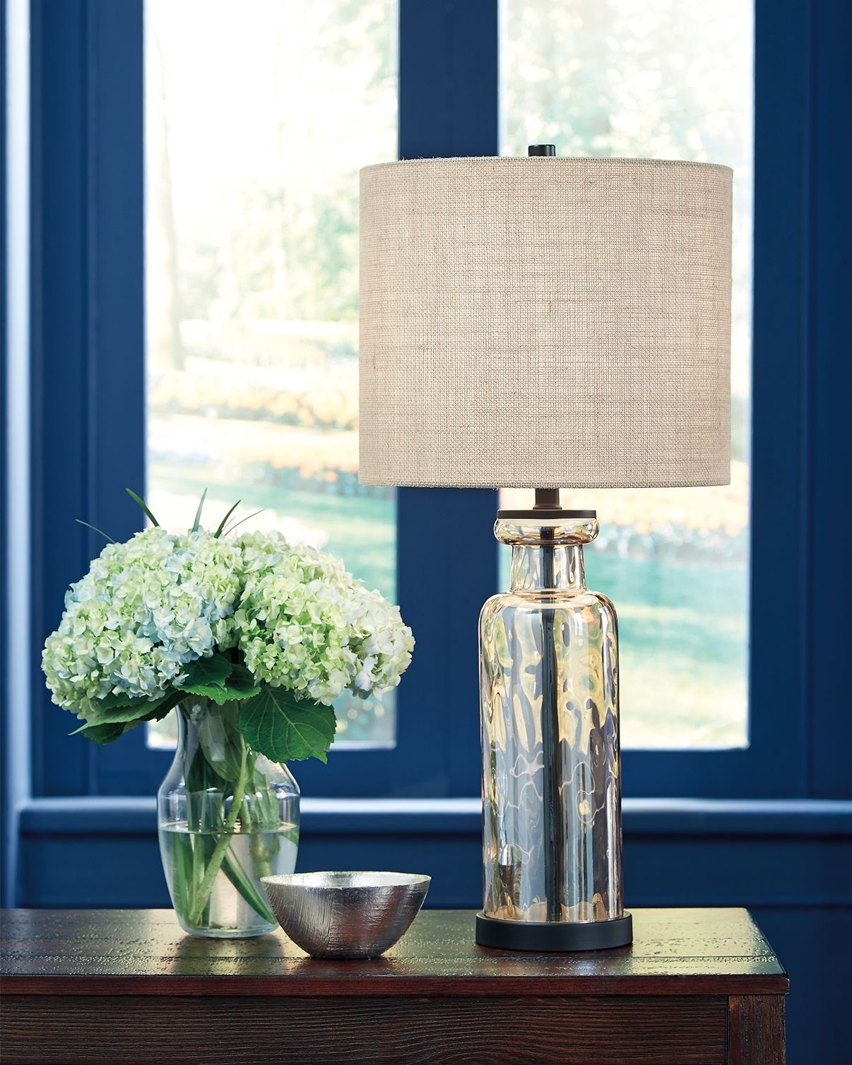Laurentia - Champagne - Glass Table Lamp Ashley Furniture 