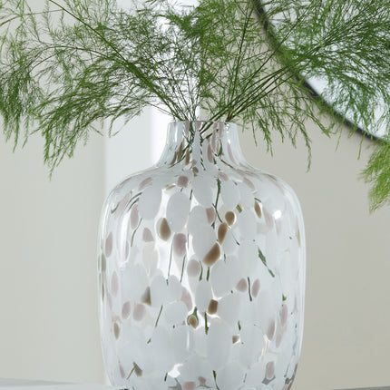 Keelton - Vase Signature Design by Ashley® 