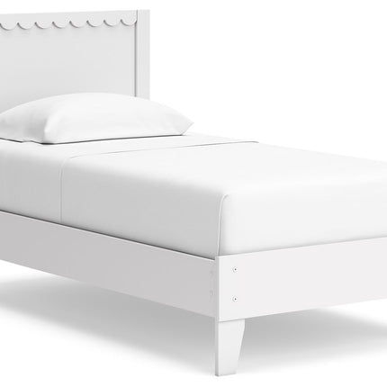 Hallityn - Panel Platform Bed - Tony's Home Furnishings