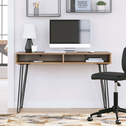 Strumford - Home Office Desk Signature Design by Ashley® 