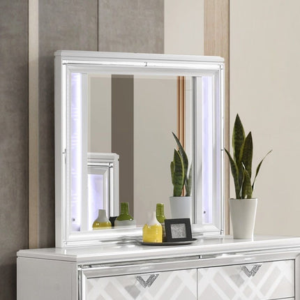 Skylar - Accent Mirror With Led - White ACME 