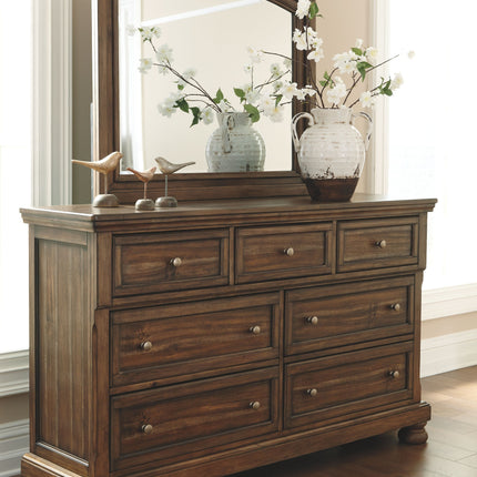 Flynnter - Dresser, Mirror Ashley Furniture 