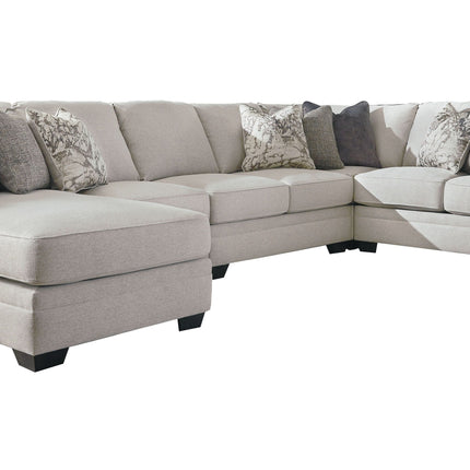 Dellara - Sectional Benchcraft® 