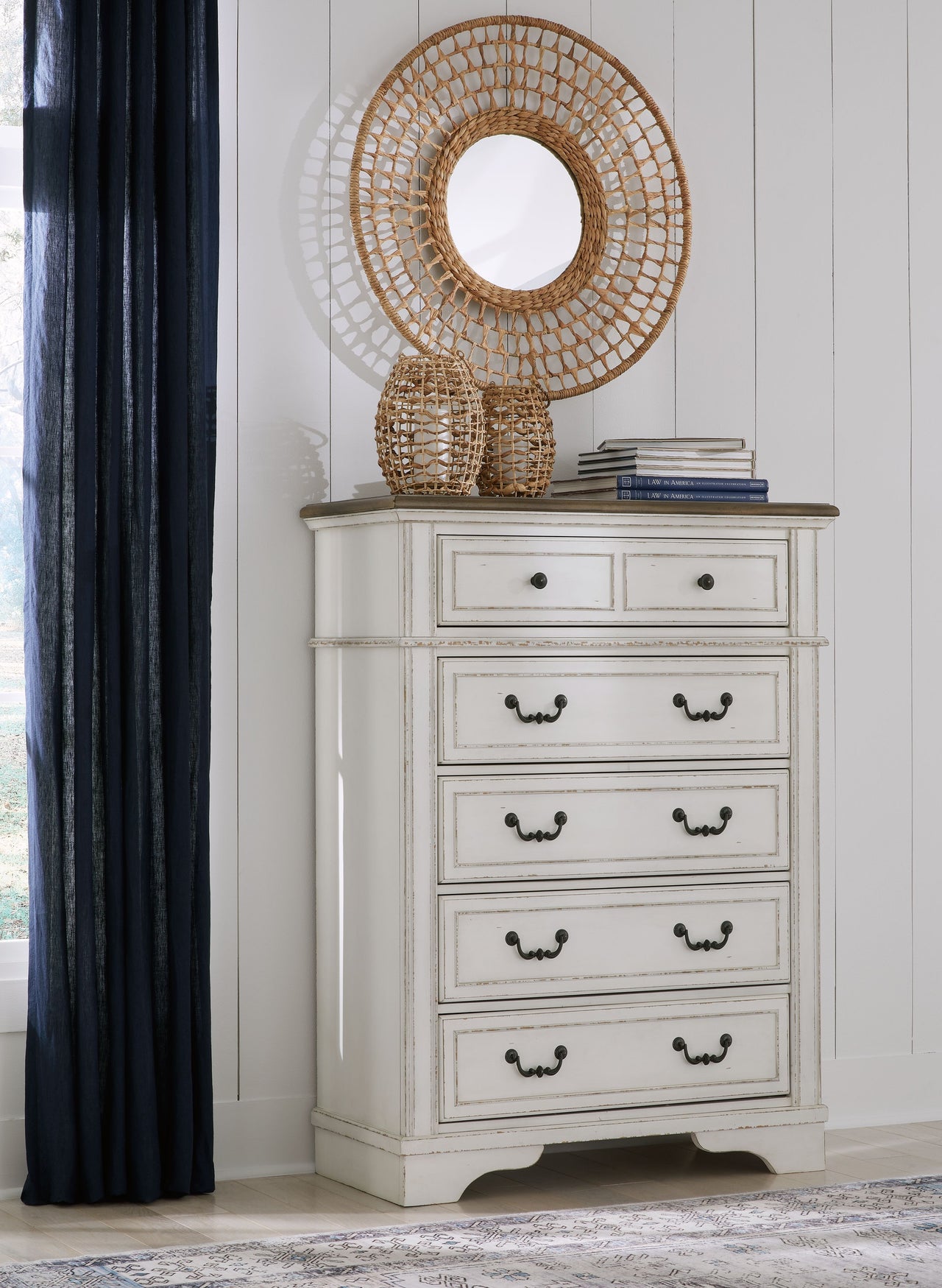 Brollyn - White / Brown / Beige - Five Drawer Chest - Tony's Home Furnishings