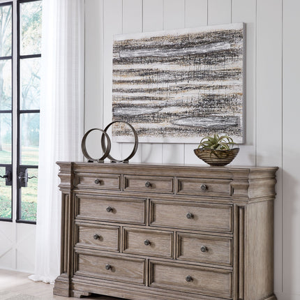 Blairhurst - Light Grayish Brown - Dresser Signature Design by Ashley® 