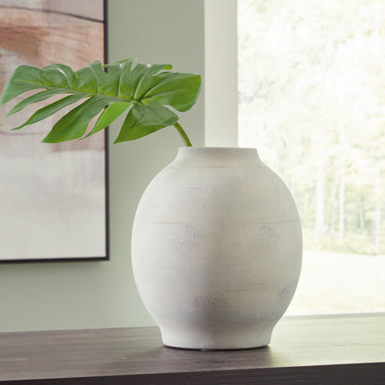 Clayson - Vase - Tony's Home Furnishings