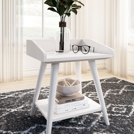 Blariden - White - Accent Table Ashley Furniture 