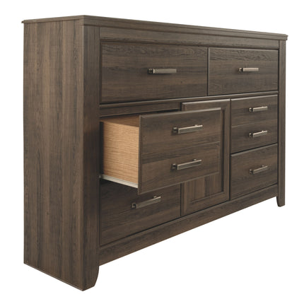 Juararo - Dresser Ashley Furniture 