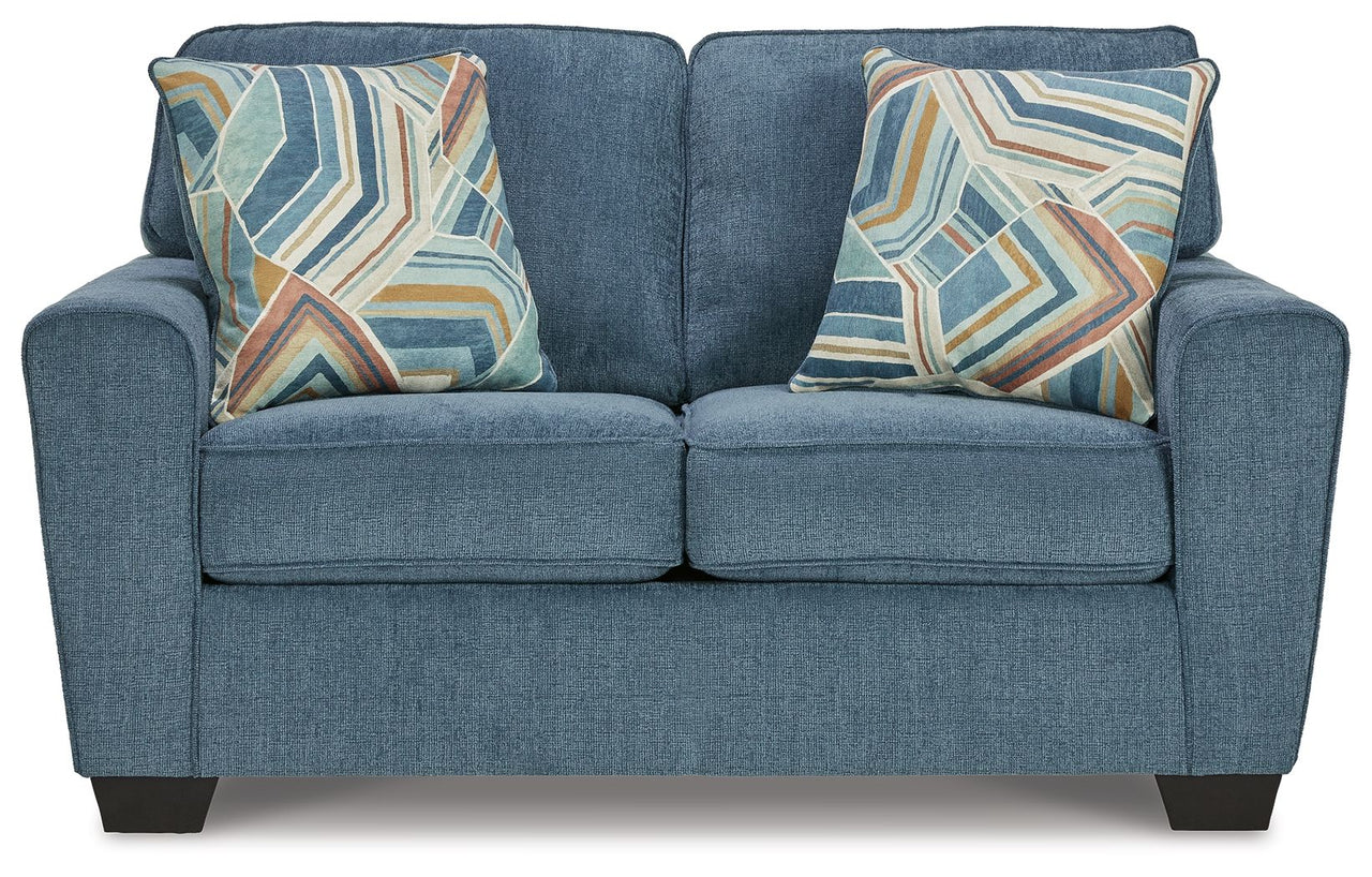 Cashton - Loveseat Signature Design by Ashley® 
