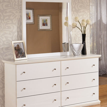 Bostwick - Dresser Ashley Furniture 