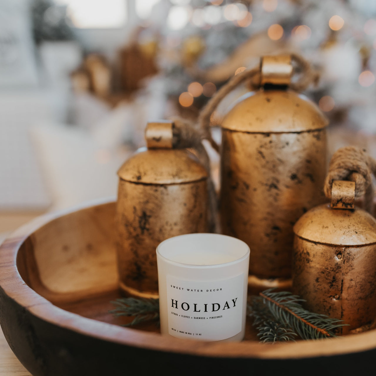 Holiday Soy Candle - White Jar - 11 oz - Tony's Home Furnishings
