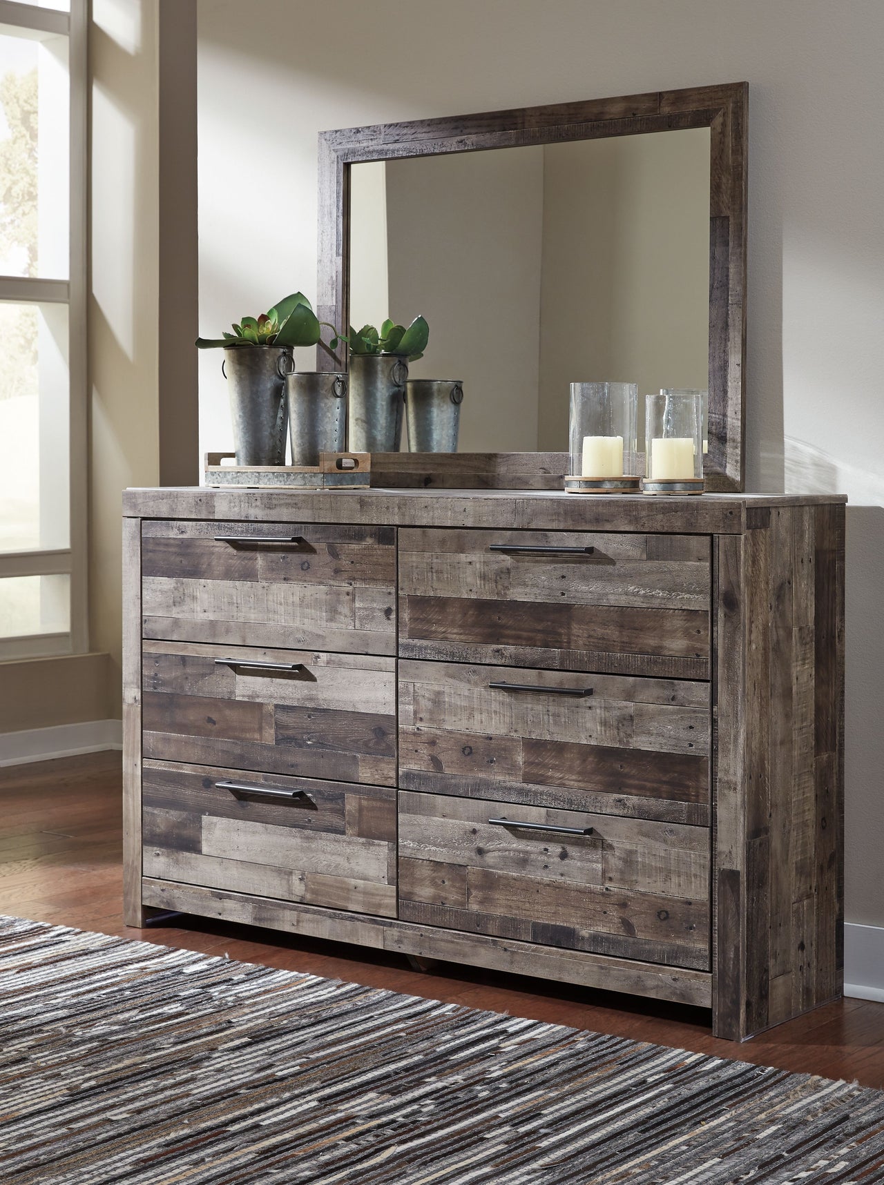 Derekson - Panel Bedroom Set Benchcraft® 