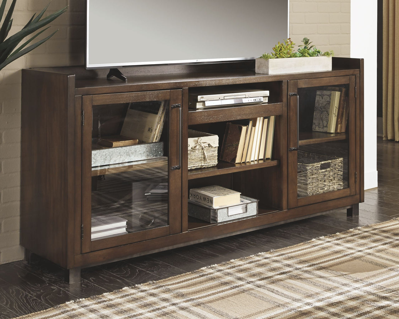 Starmore - Brown - Xl TV Stand W/Fireplace Option - Tony's Home Furnishings