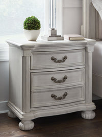 Montelaine - Antique White - Three Drawer Night Stand Benchcraft® 