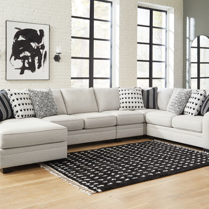 Huntsworth - Sectional Signature Design by Ashley® 