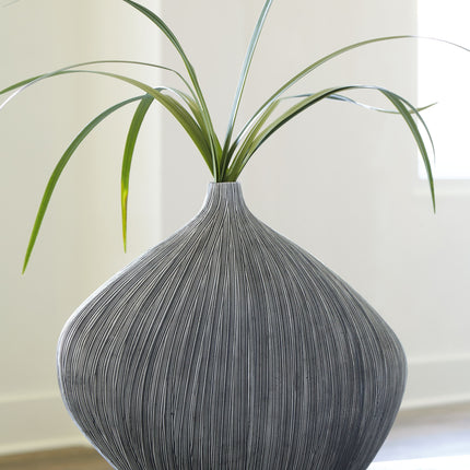 Donya - Vase Signature Design by Ashley® 